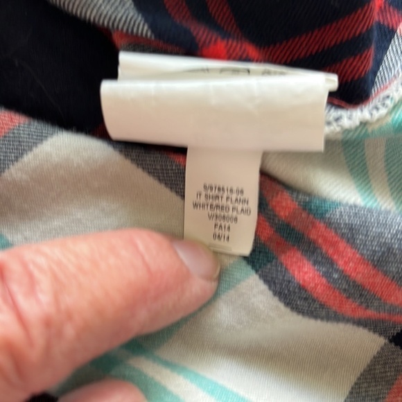 Old Navy size XXL flannel button down white red blue plaid long sleeves - Picture 14 of 15
